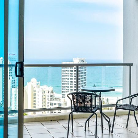 Chevron Renaissance Surfers Paradise Mid Week Madness Deal - Q Stay Gold Coast Exterior photo