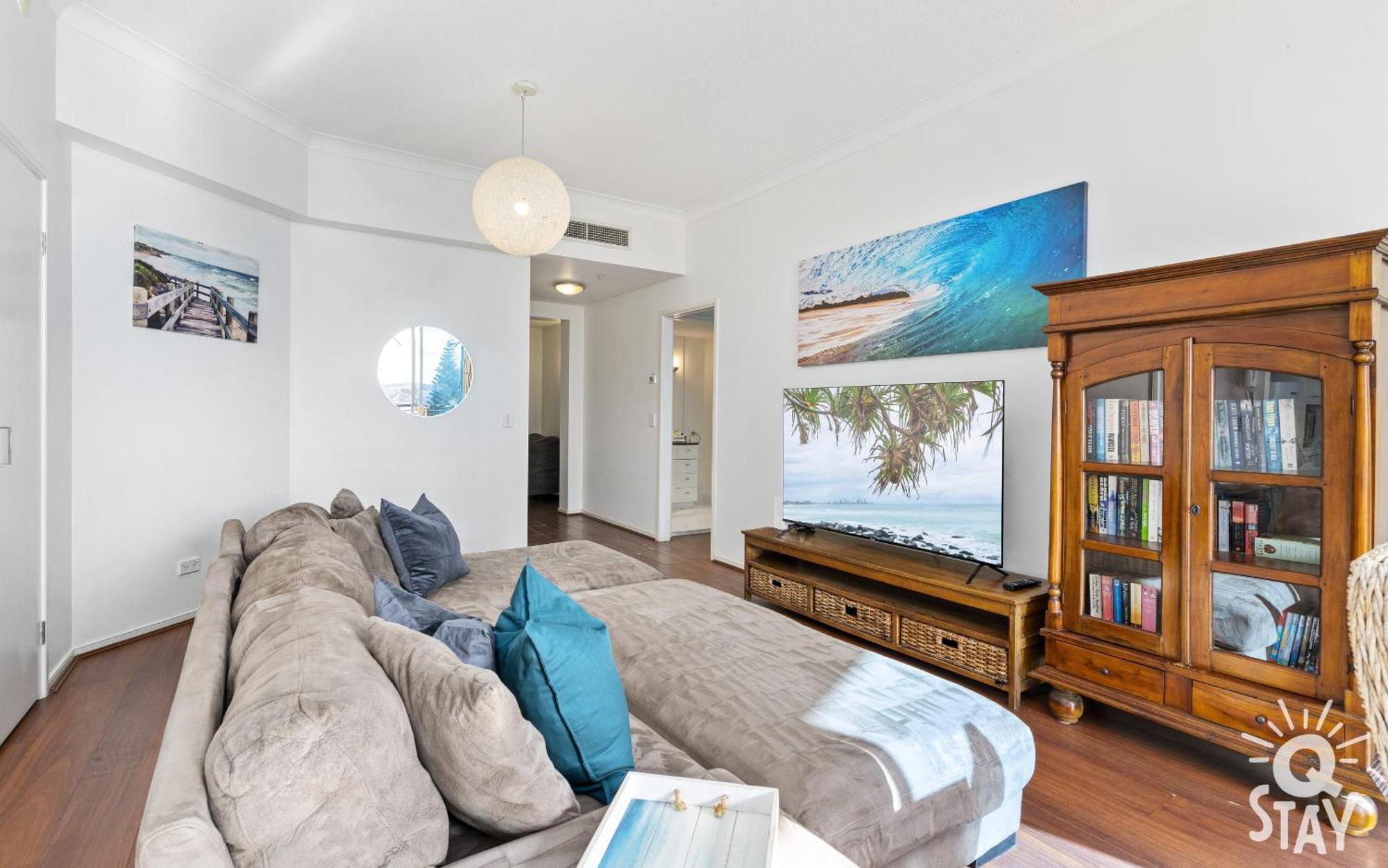 Chevron Renaissance Surfers Paradise Mid Week Madness Deal - Q Stay Gold Coast Exterior photo