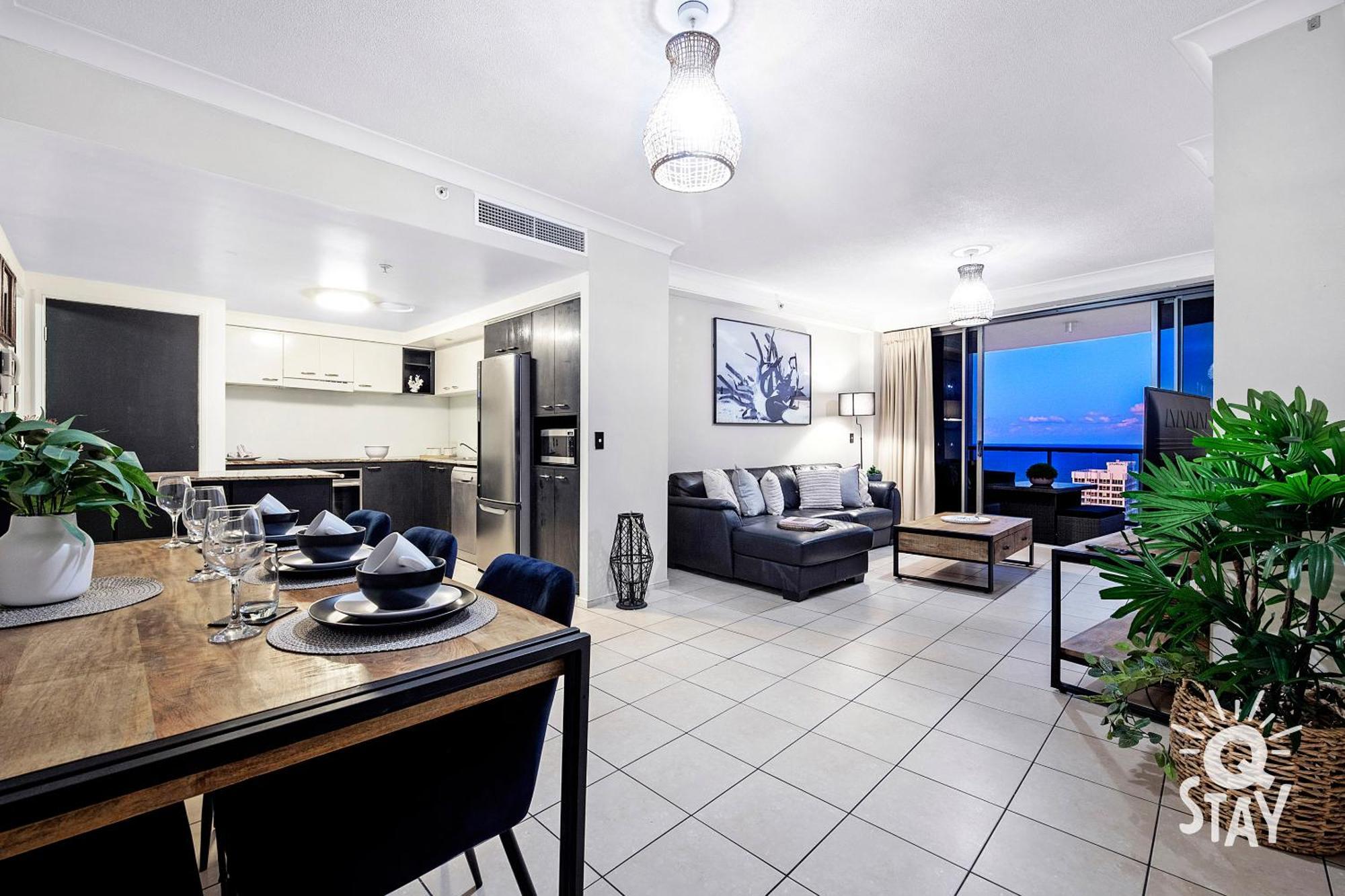 Chevron Renaissance Surfers Paradise Mid Week Madness Deal - Q Stay Gold Coast Exterior photo