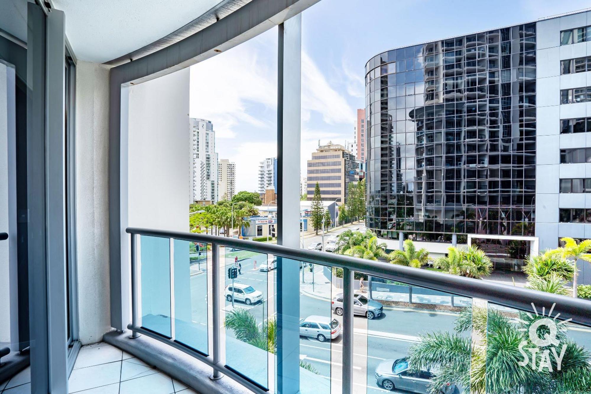 Chevron Renaissance Surfers Paradise Mid Week Madness Deal - Q Stay Gold Coast Exterior photo