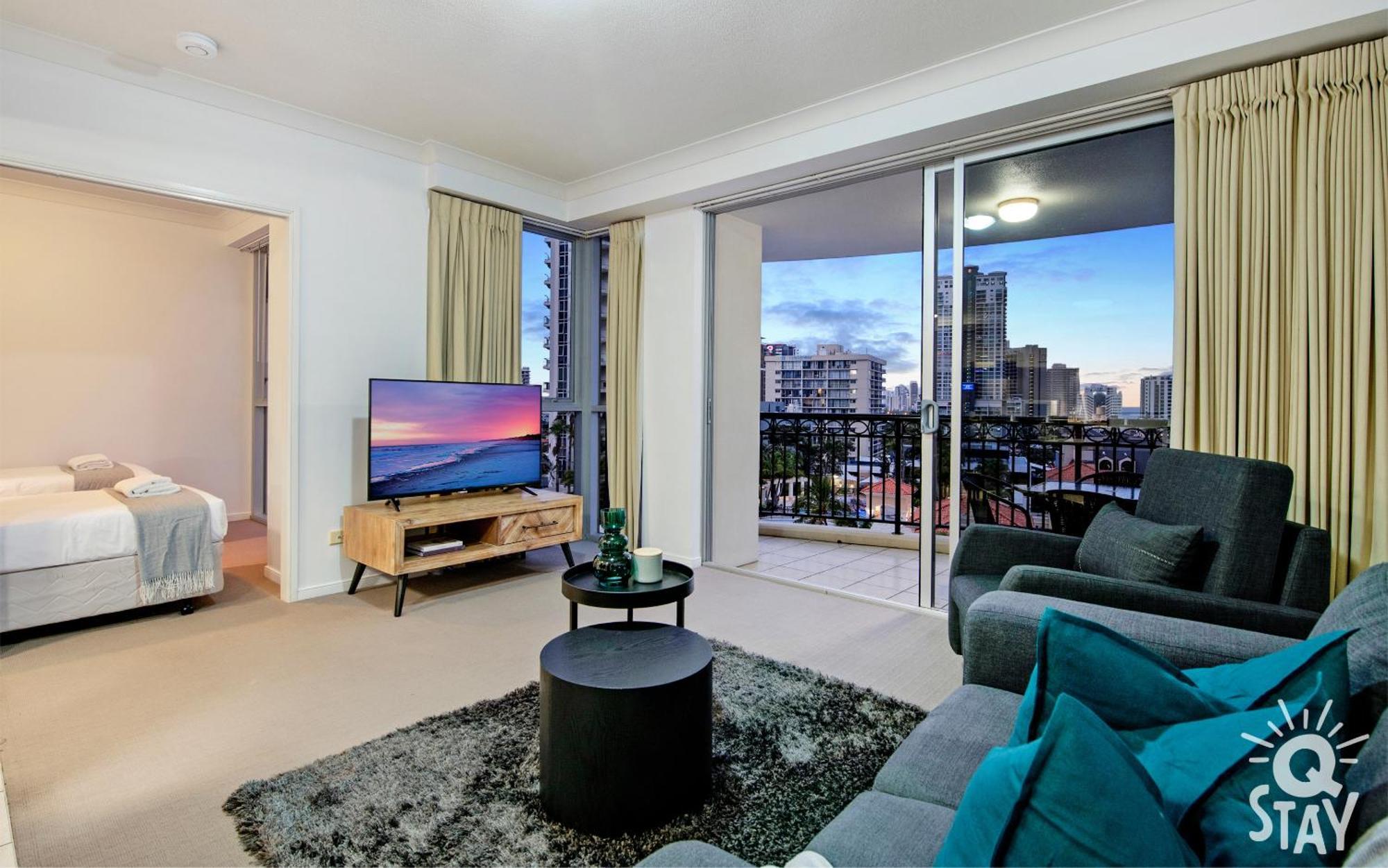 Chevron Renaissance Surfers Paradise Mid Week Madness Deal - Q Stay Gold Coast Exterior photo