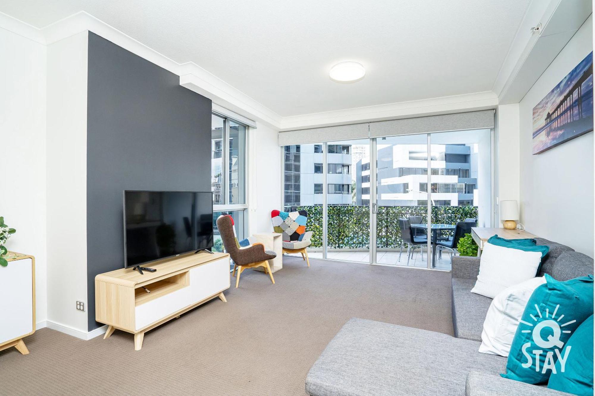 Chevron Renaissance Surfers Paradise Mid Week Madness Deal - Q Stay Gold Coast Exterior photo