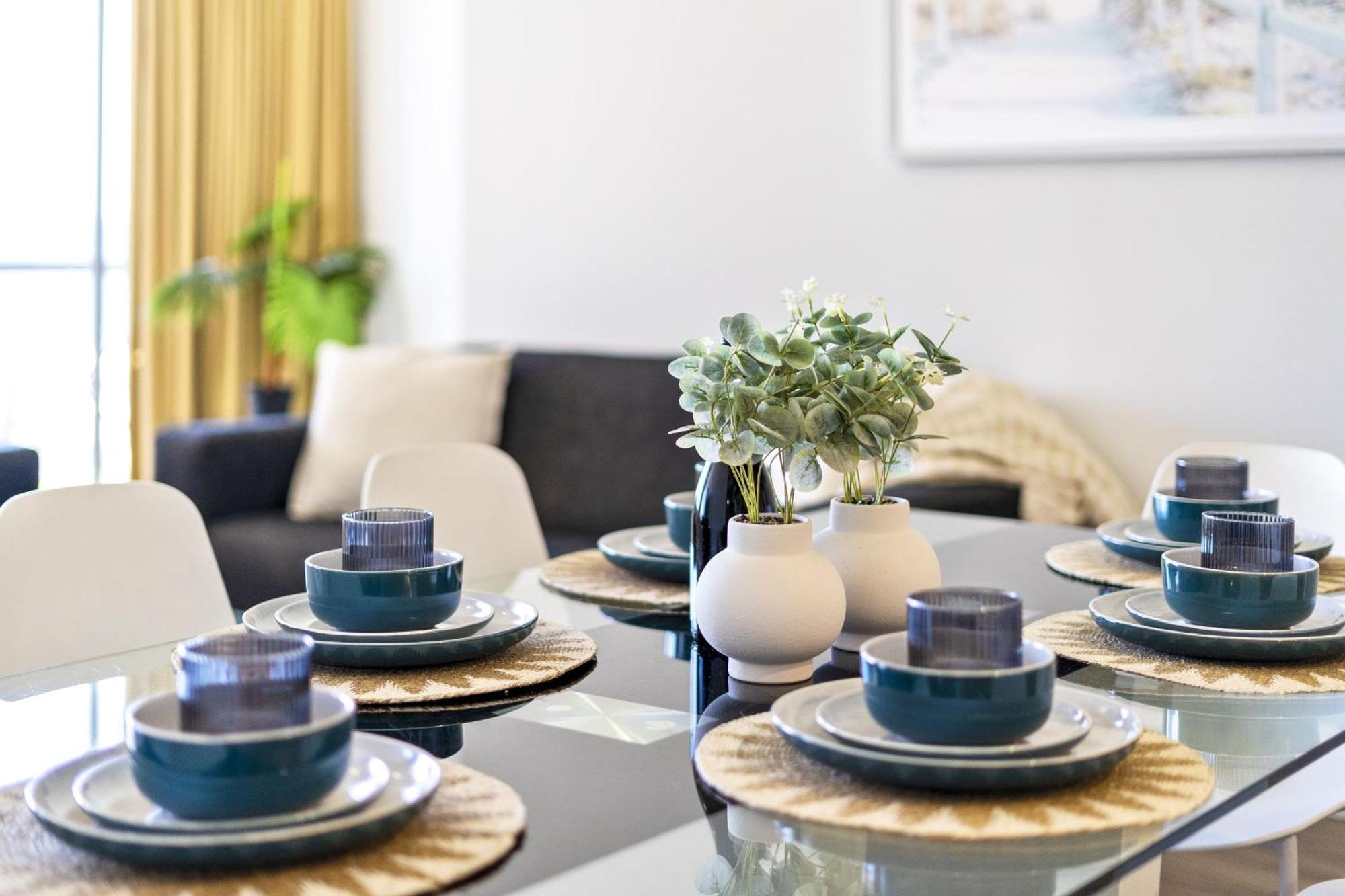 Chevron Renaissance Surfers Paradise Mid Week Madness Deal - Q Stay Gold Coast Exterior photo